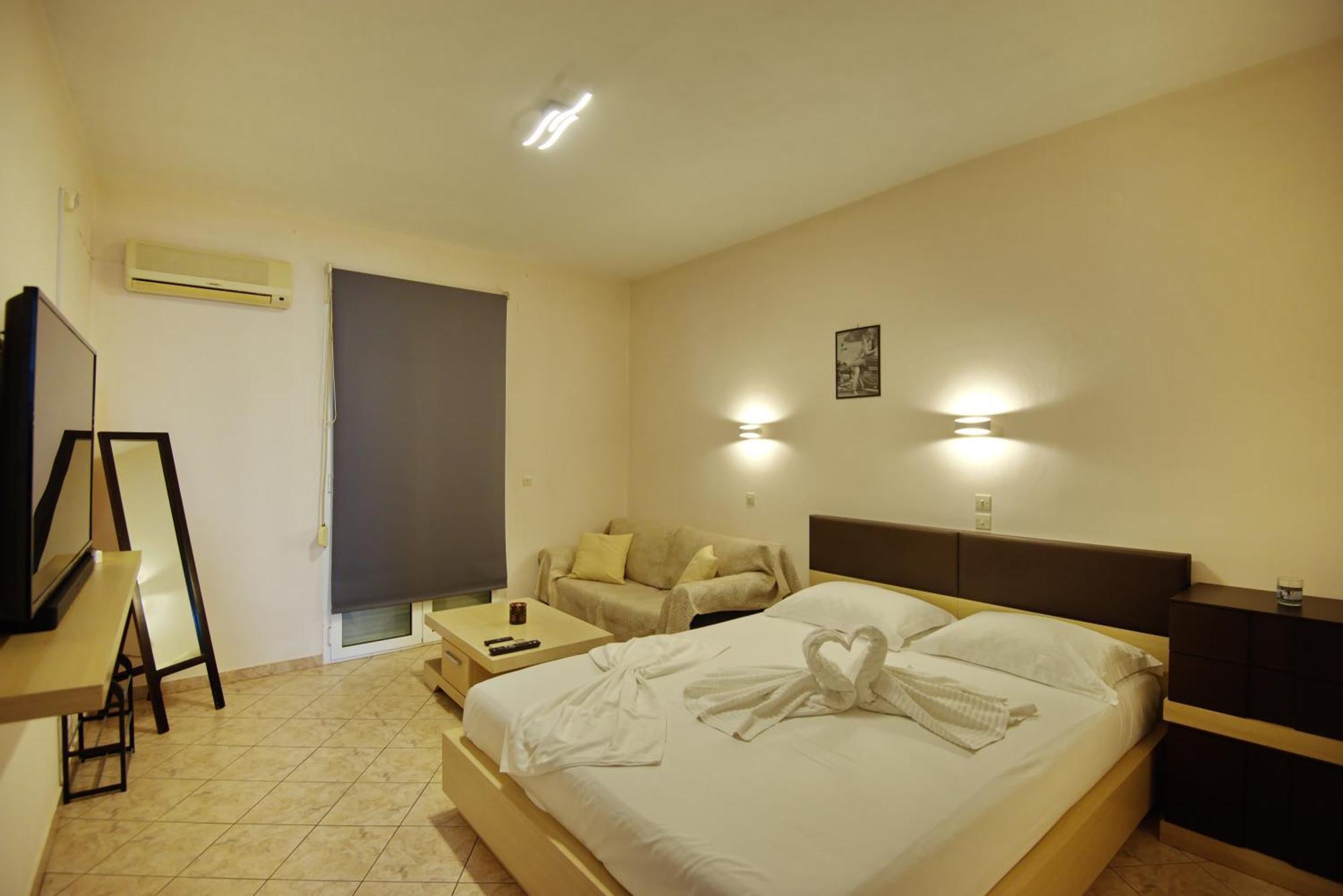 Studios Nelli Alonissos ปาติติริ ภายนอก รูปภาพ